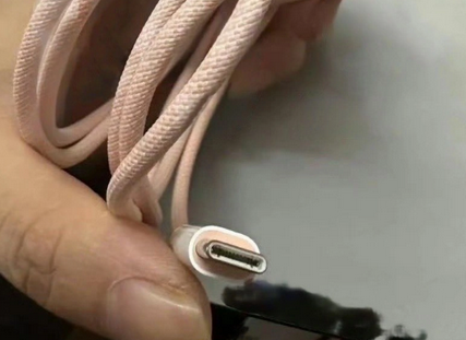 梁溪苹果15维修店分享iPhone15USB-C数据线长啥样